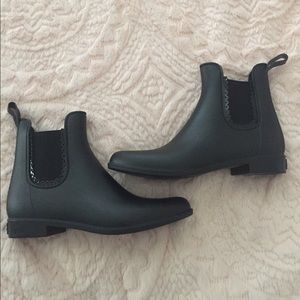 JACK ROGERS SIZE 8 RAIN BOOTS!!!!